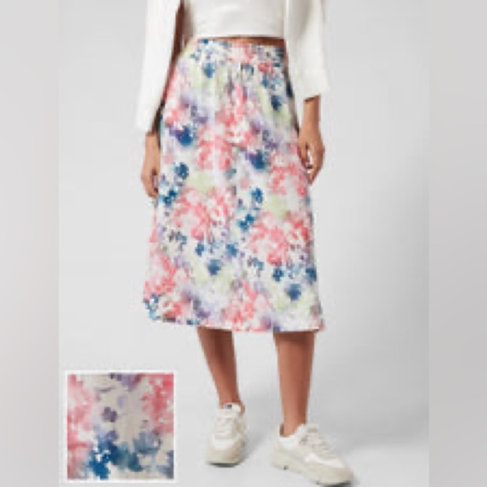 Athleta | Arrival Skirt - Lumen Floral Cream